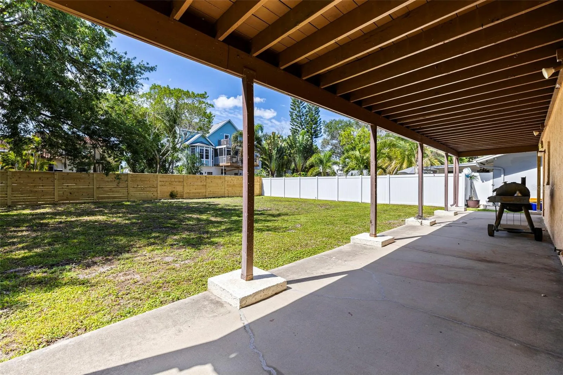 334 Crosswinds Drive Palm Harbor FL 34683