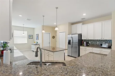 1311 Gleneagles Lane Davenport FL 33896