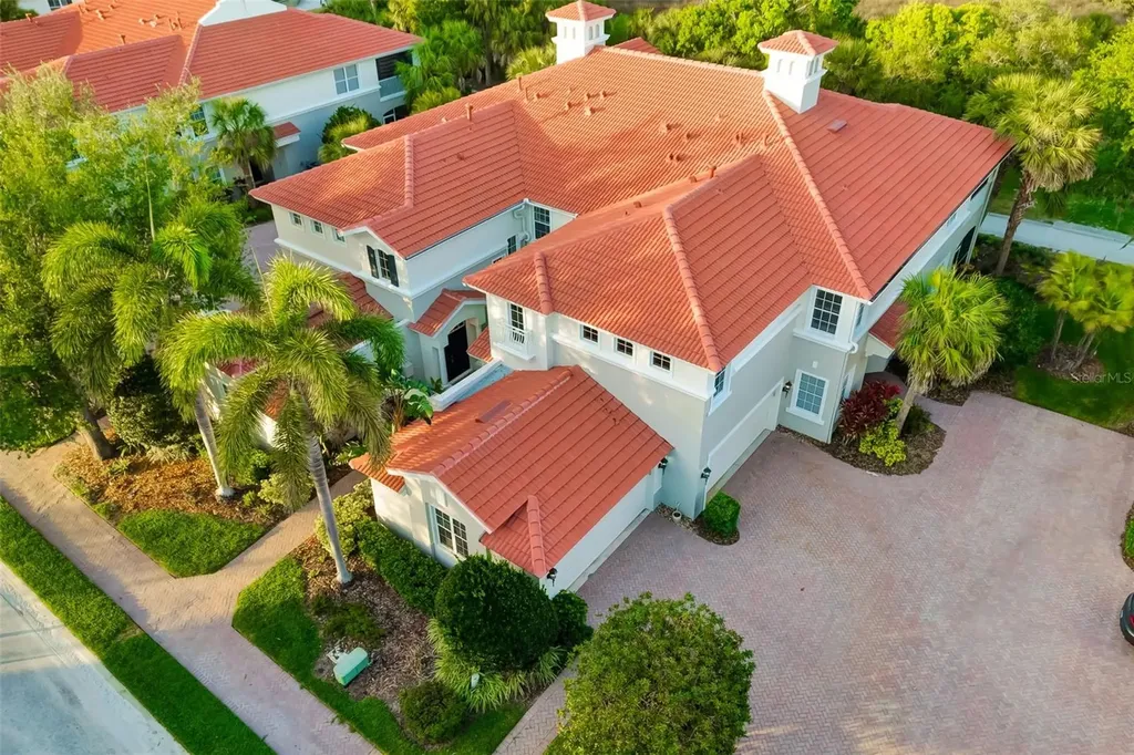 927 River Basin Court Bradenton FL 34212