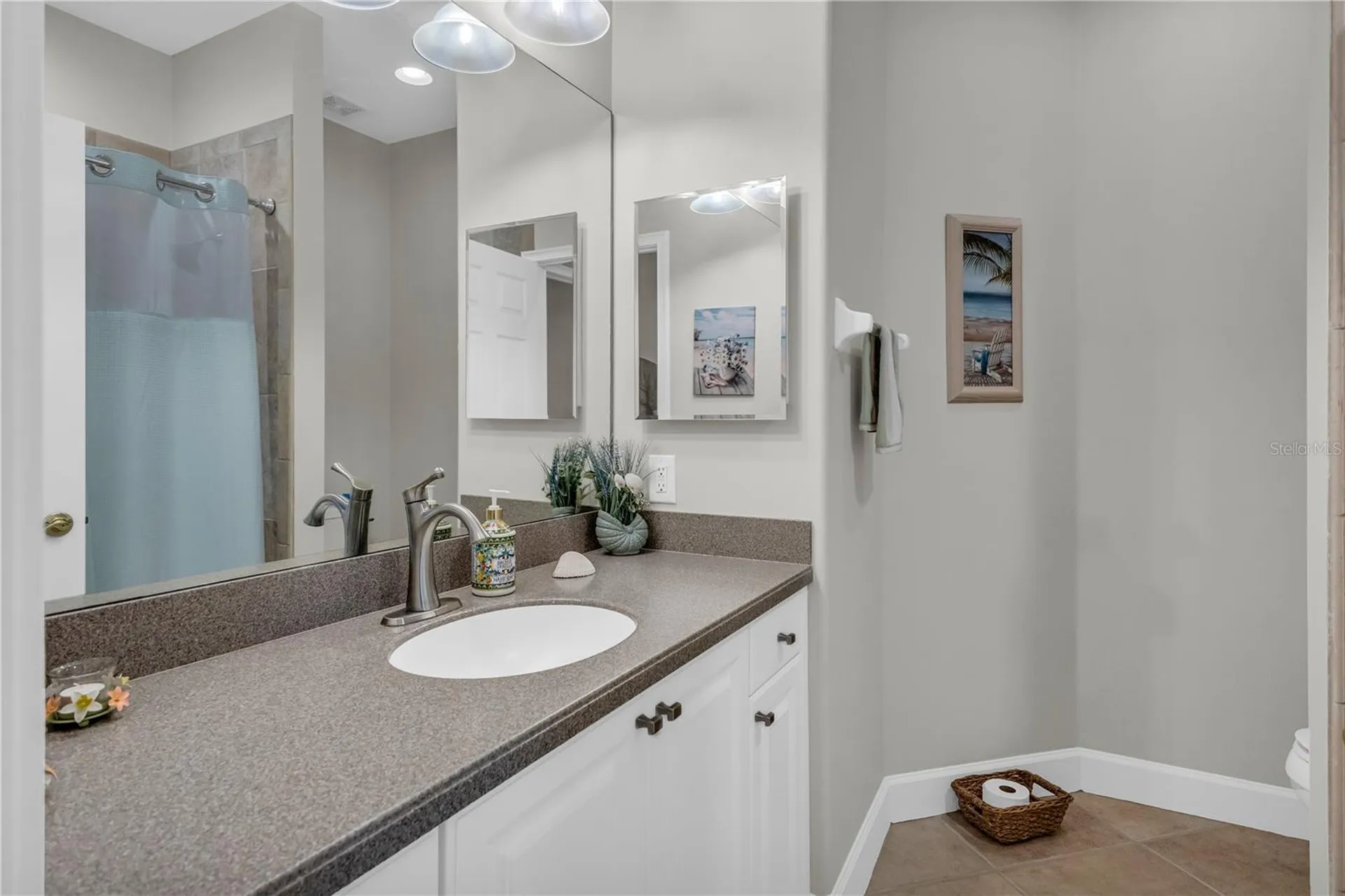 927 River Basin Court Bradenton FL 34212