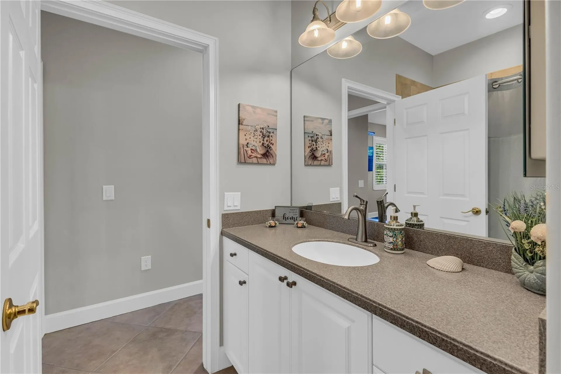 927 River Basin Court Bradenton FL 34212