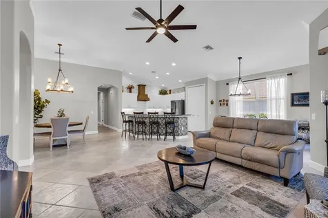 927 River Basin Court Bradenton FL 34212