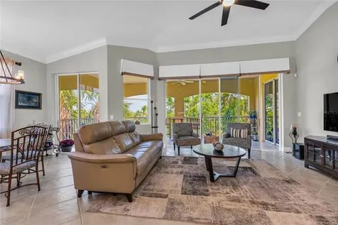 927 River Basin Court Bradenton FL 34212