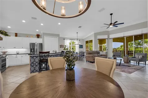 927 River Basin Court Bradenton FL 34212
