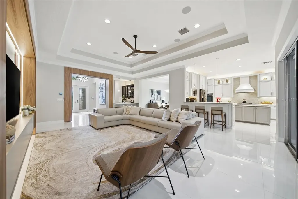 2420 Coco Palm Circle Wesley Chapel FL 33543