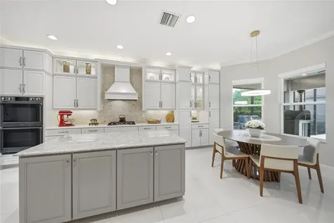 2420 Coco Palm Circle Wesley Chapel FL 33543
