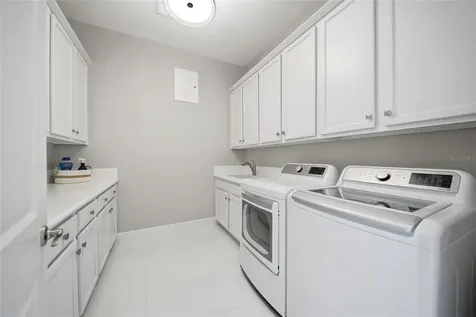 2420 Coco Palm Circle Wesley Chapel FL 33543