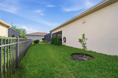 2420 Coco Palm Circle Wesley Chapel FL 33543