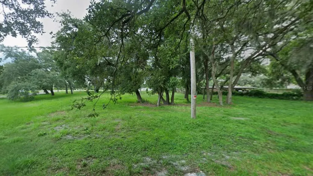 7411 N Hutton Place Tampa FL 33604