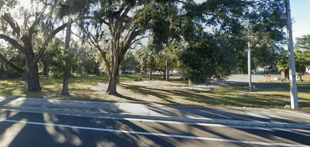 7411 N Hutton Place Tampa FL 33604