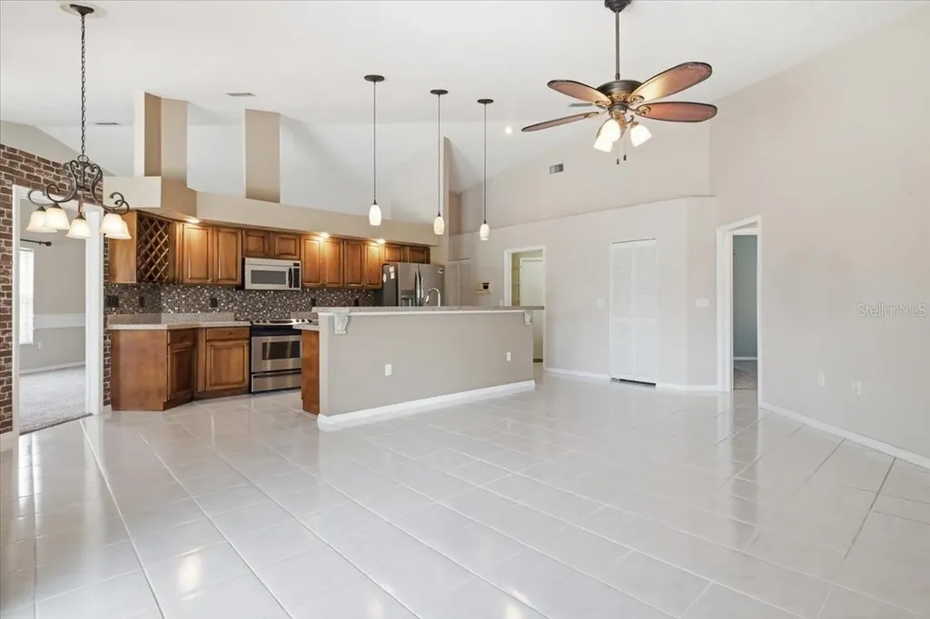 7015 Pleasant Hill Road Bradenton FL 34203