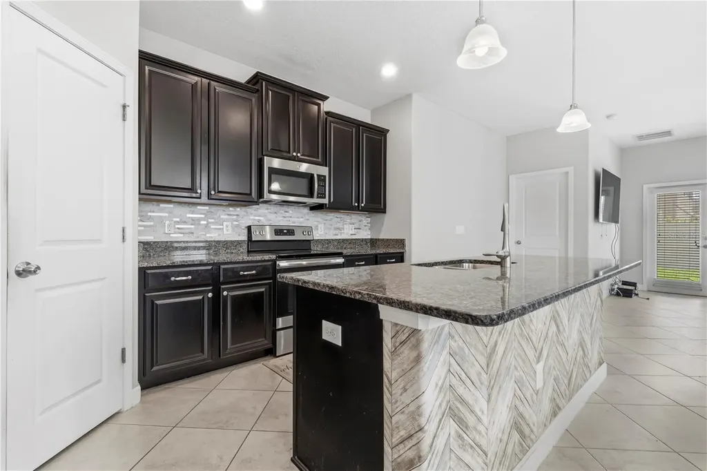 1588 Ludington Avenue Wesley Chapel FL 33543