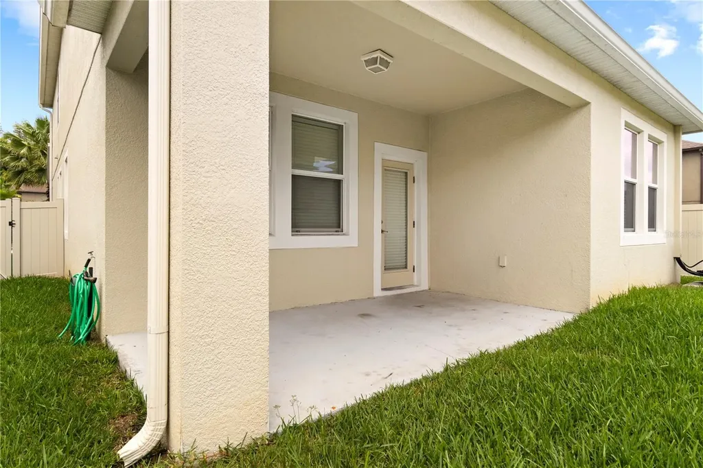1588 Ludington Avenue Wesley Chapel FL 33543