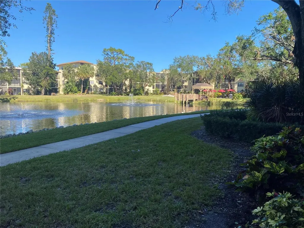 435 30th Avenue W Bradenton FL 34205