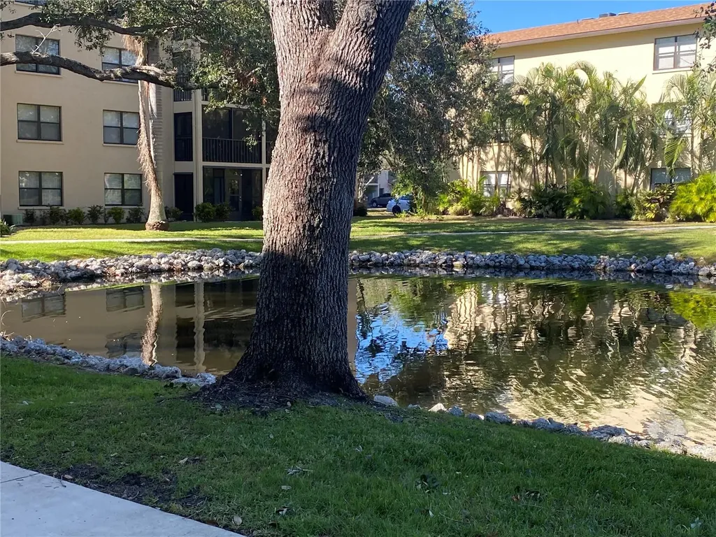 435 30th Avenue W Bradenton FL 34205