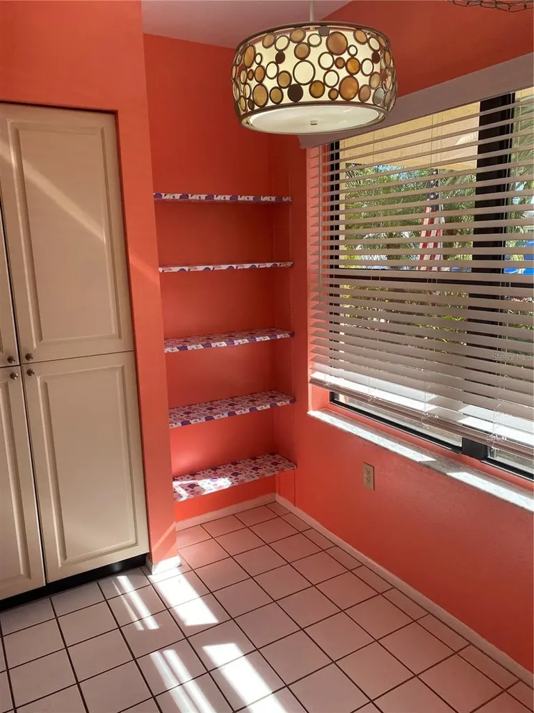435 30th Avenue W Bradenton FL 34205