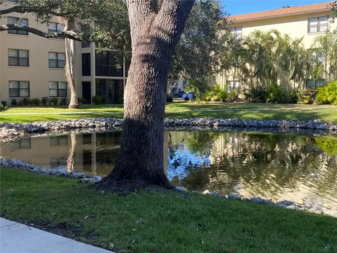 435 30th Avenue W Bradenton FL 34205
