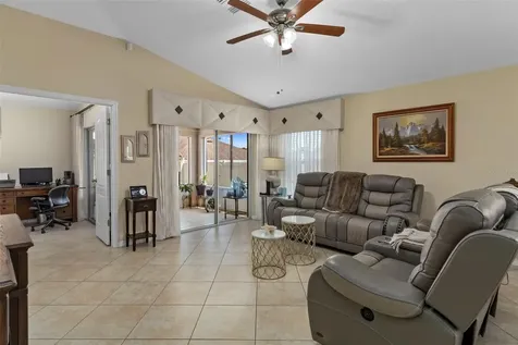 18334 Waydale Loop Hudson FL 34667