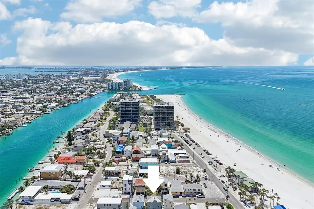 23 80th Avenue Treasure Island FL 33706