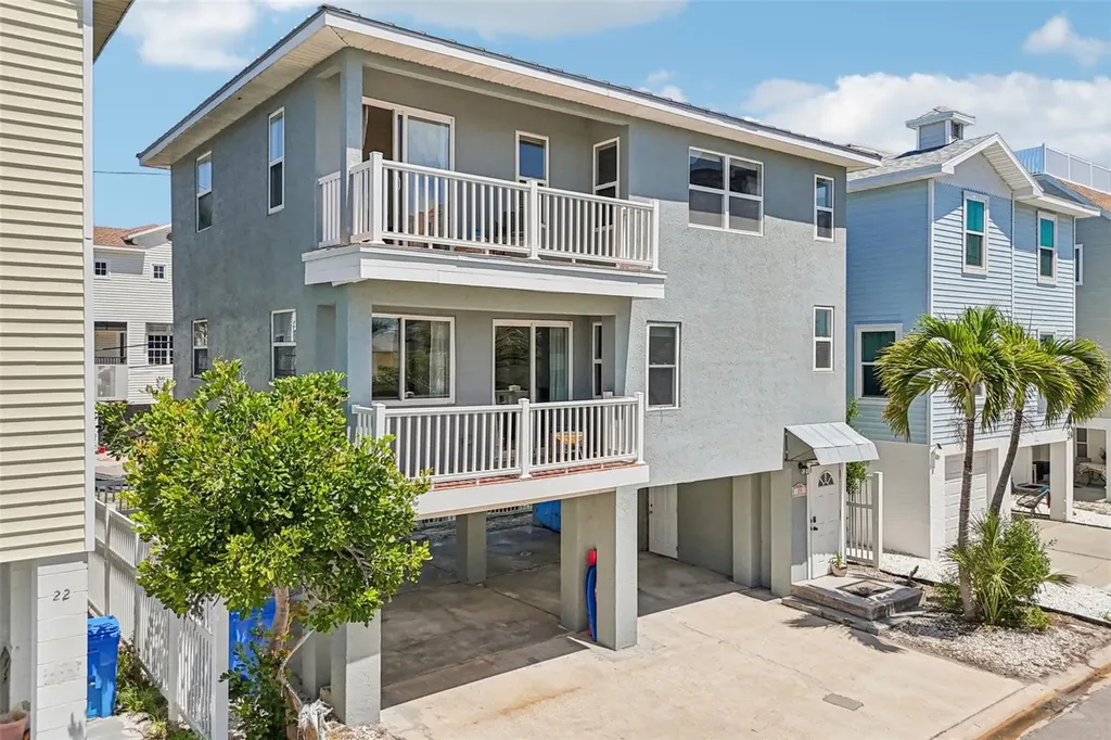 23 80th Avenue Treasure Island FL 33706