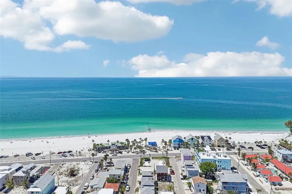 23 80th Avenue Treasure Island FL 33706