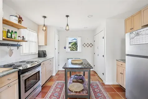 23 80th Avenue Treasure Island FL 33706