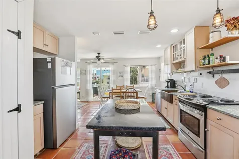 23 80th Avenue Treasure Island FL 33706
