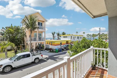 23 80th Avenue Treasure Island FL 33706