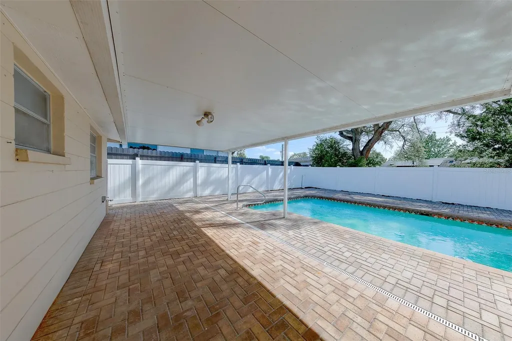 9830 Rainbow Lane Port Richey FL 34668