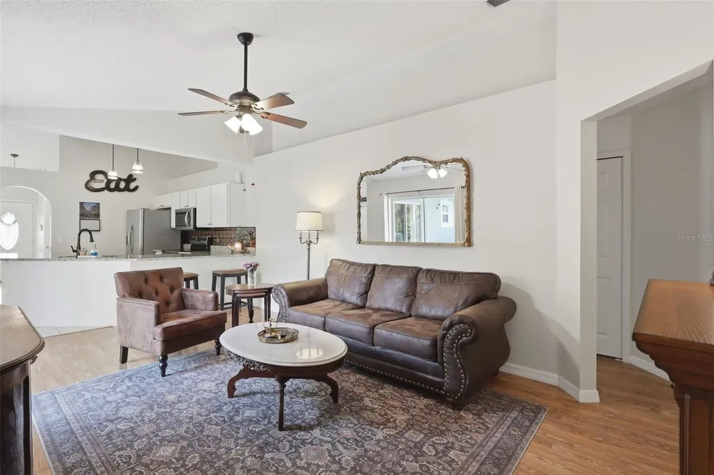 923 Cascades Park Trail Deland FL 32720