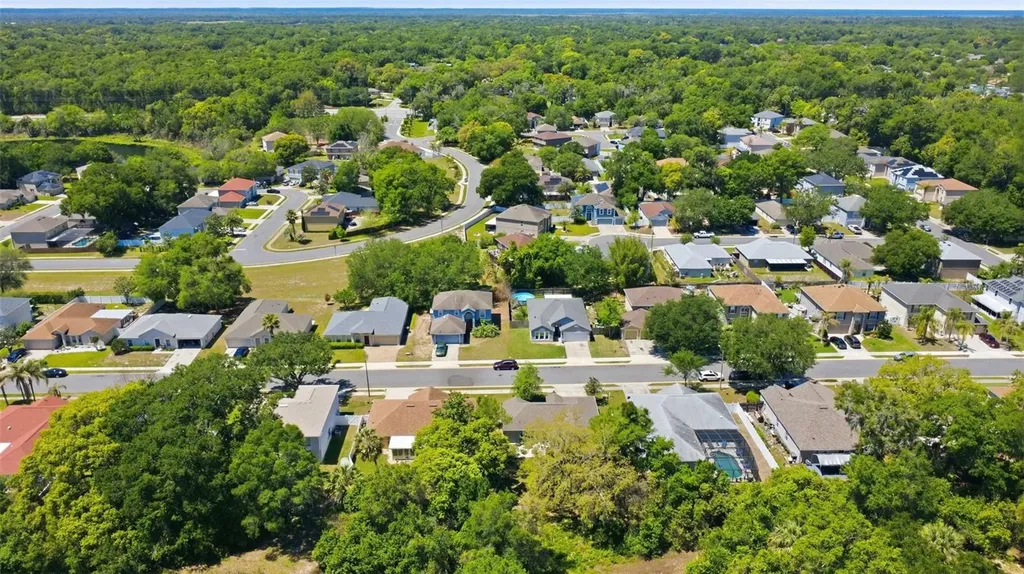 923 Cascades Park Trail Deland FL 32720