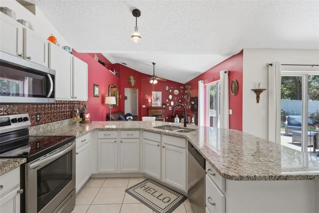 923 Cascades Park Trail Deland FL 32720