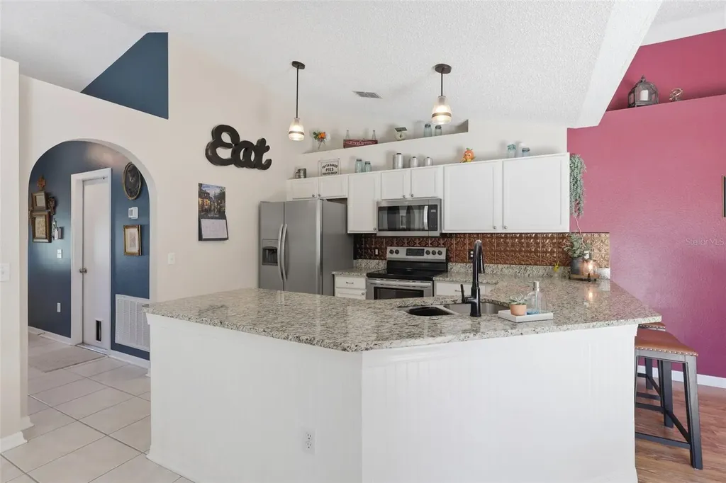 923 Cascades Park Trail Deland FL 32720