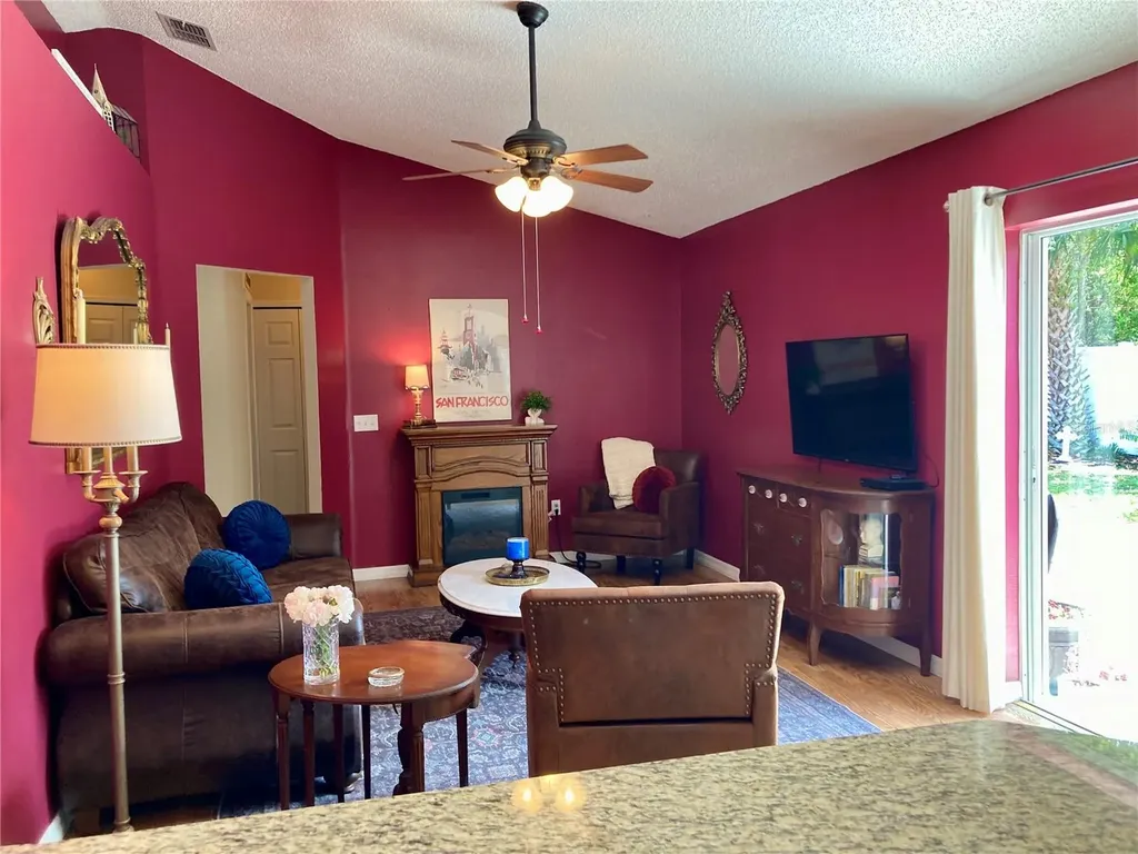 923 Cascades Park Trail Deland FL 32720