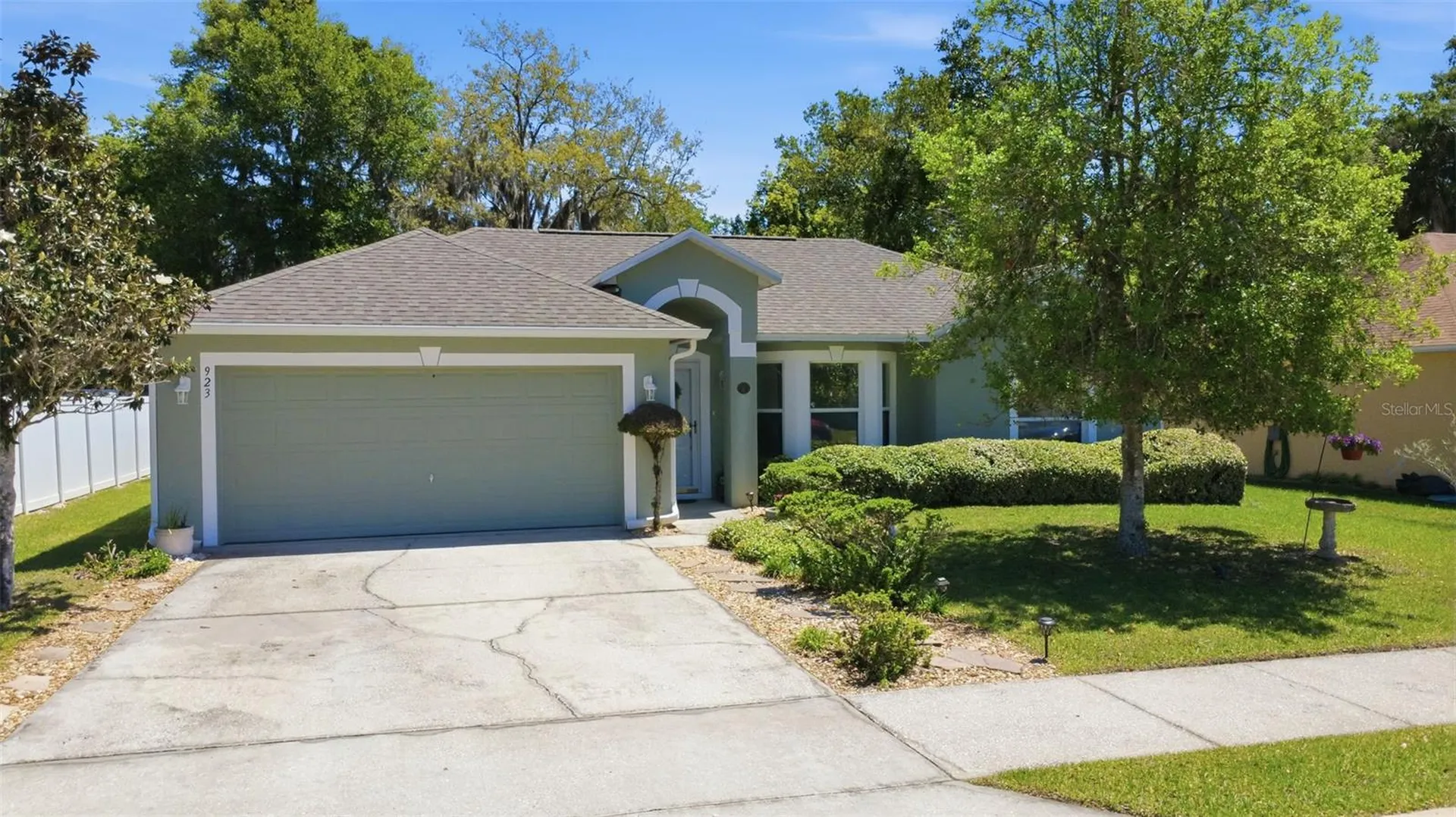 923 Cascades Park Trail Deland FL 32720