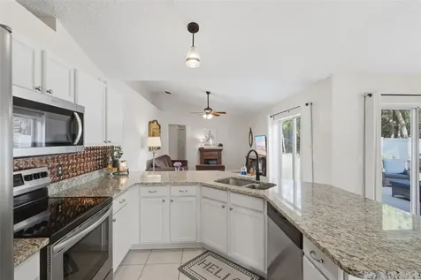 923 Cascades Park Trail Deland FL 32720