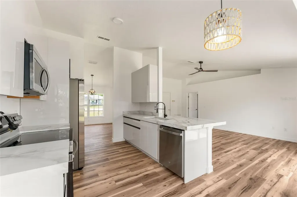 37 Fir Trail Drive Ocala FL 34472
