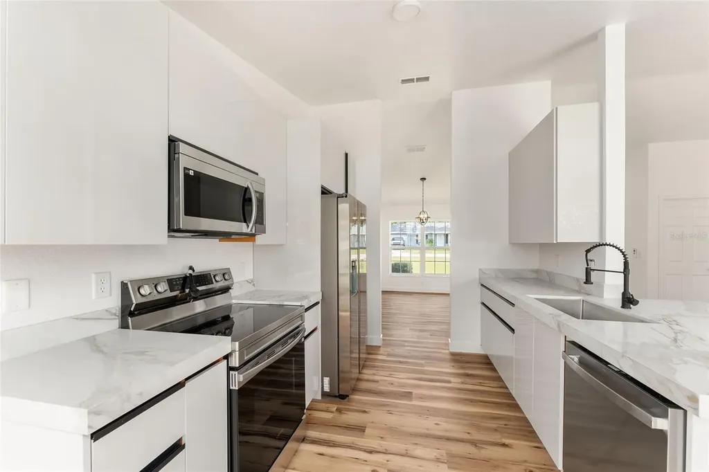 37 Fir Trail Drive Ocala FL 34472