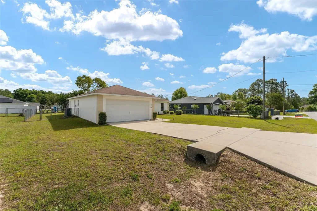 37 Fir Trail Drive Ocala FL 34472