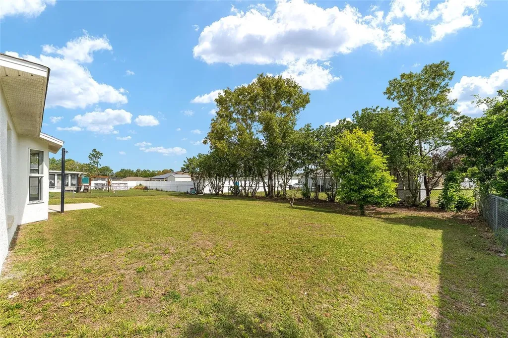 37 Fir Trail Drive Ocala FL 34472