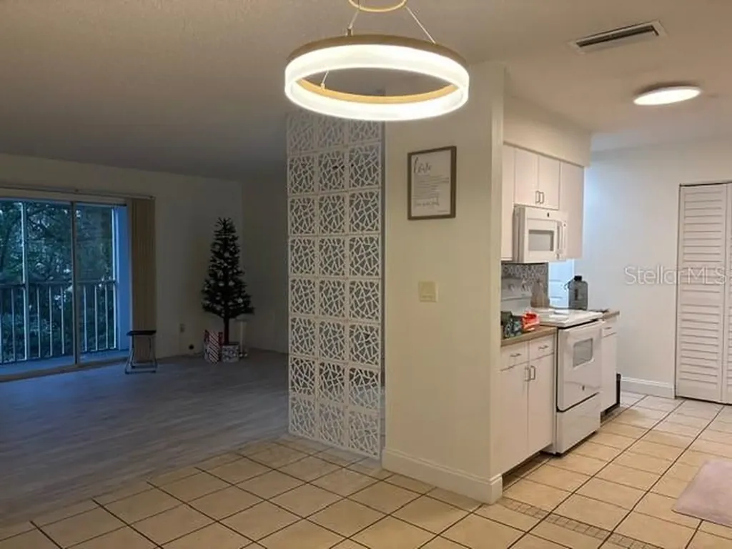 101 Bent Tree Drive Daytona Beach FL 32114