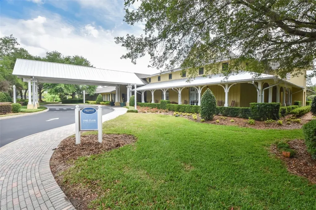 423 Tisbury Court Deland FL 32724