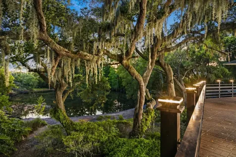 900 Oak Hollow Place Brandon FL 33510