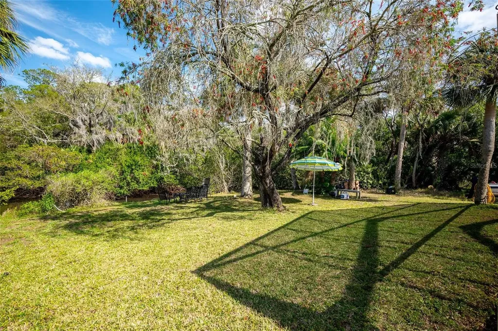 8240 Old Post Road Port Richey FL 34668