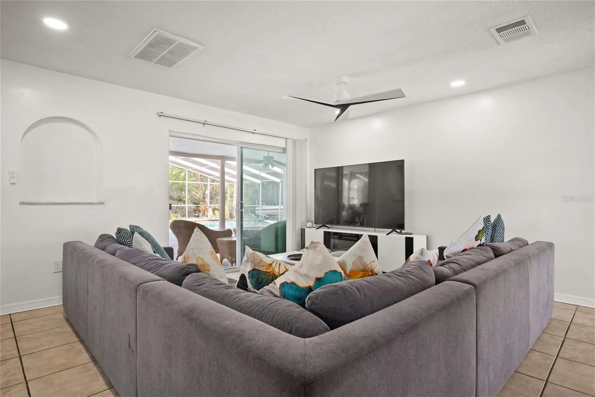 8240 Old Post Road Port Richey FL 34668