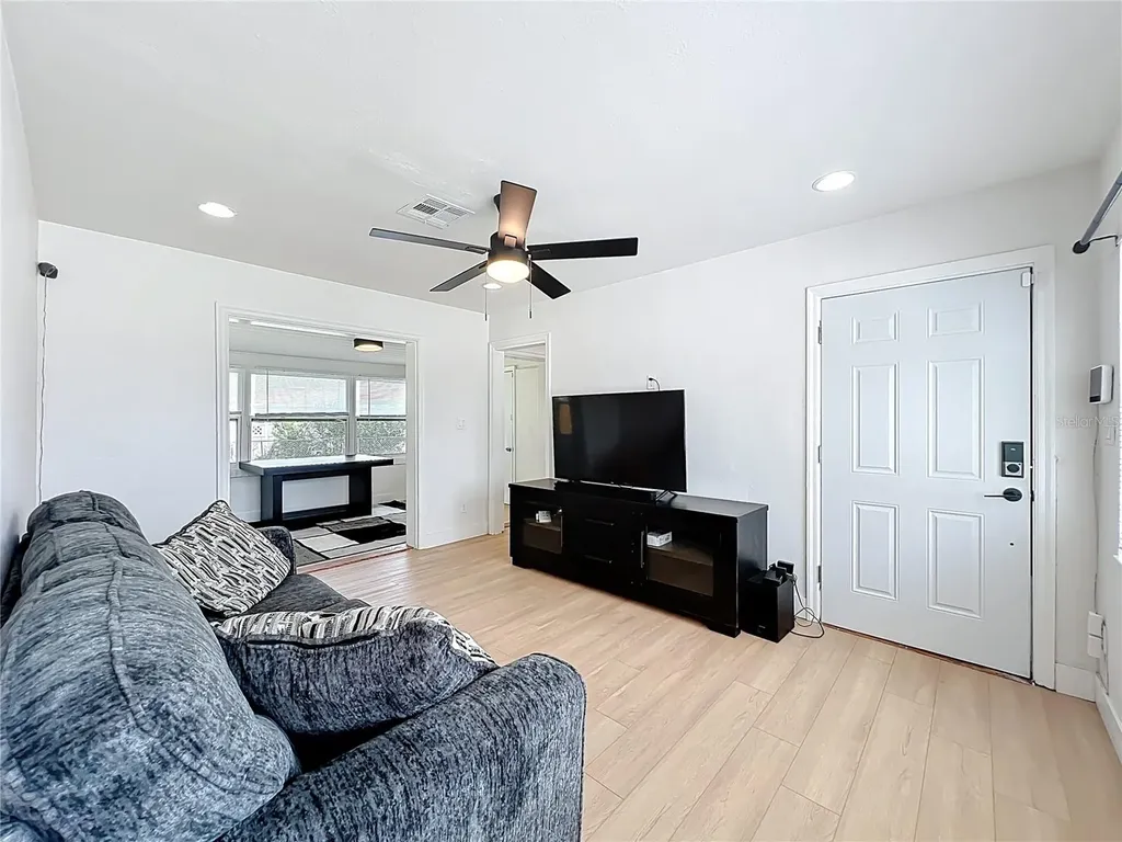 1523 Silver Star Road Orlando FL 32804
