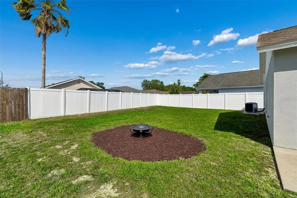 1706 Erin Brooke Drive Valrico FL 33594