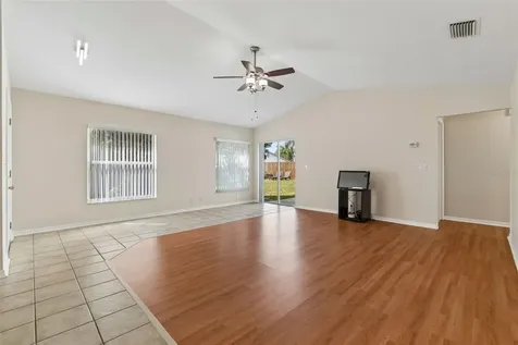 1706 Erin Brooke Drive Valrico FL 33594