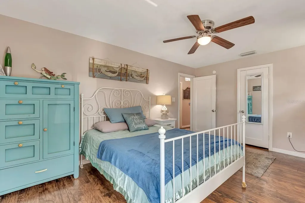 710 31st Street W Bradenton FL 34205