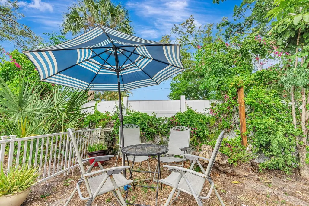 710 31st Street W Bradenton FL 34205